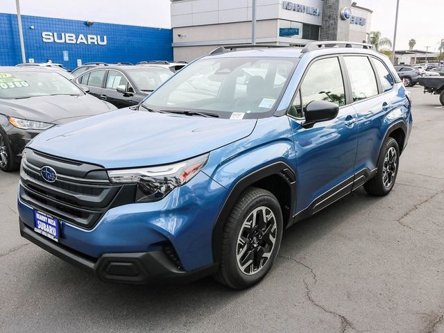 2025 Subaru Forester Base