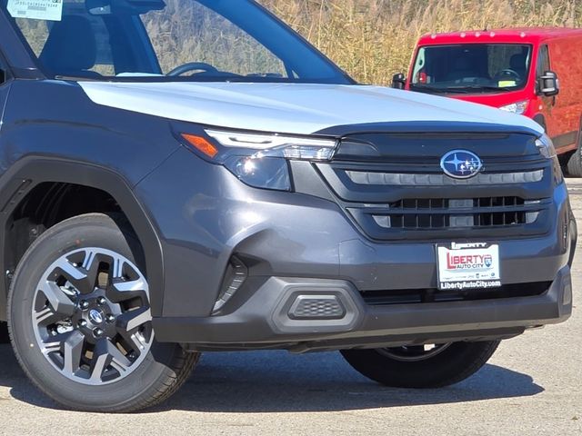 2025 Subaru Forester Base