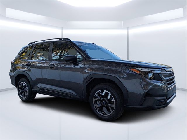 2025 Subaru Forester Base