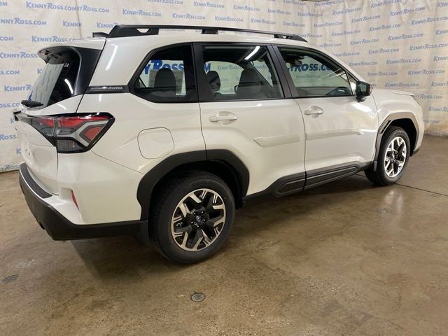 2025 Subaru Forester Base