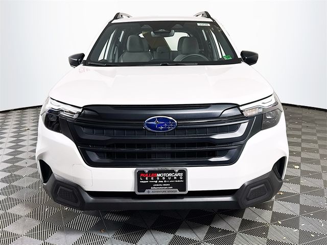 2025 Subaru Forester Base