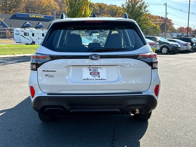 2025 Subaru Forester Base