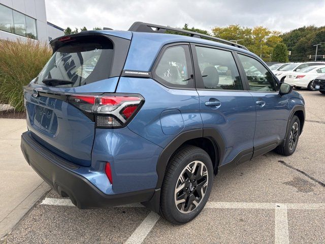 2025 Subaru Forester Base