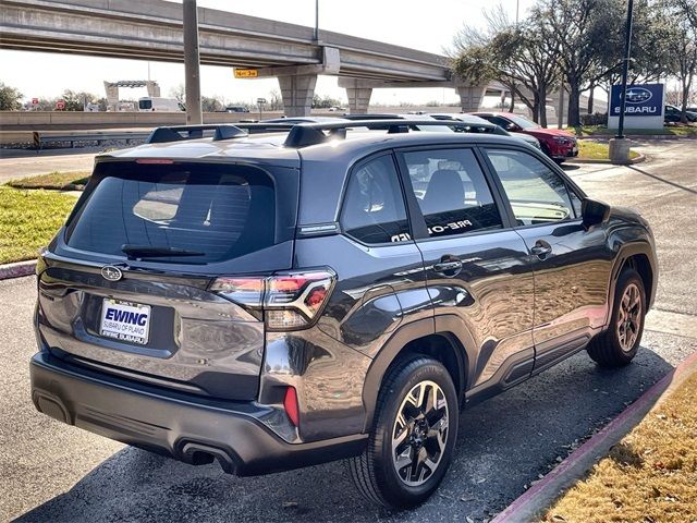 2025 Subaru Forester Base