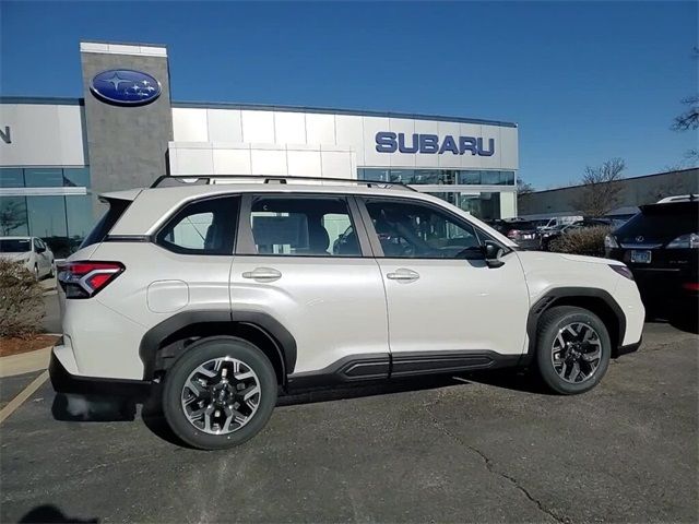 2025 Subaru Forester Base