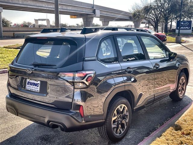 2025 Subaru Forester Base