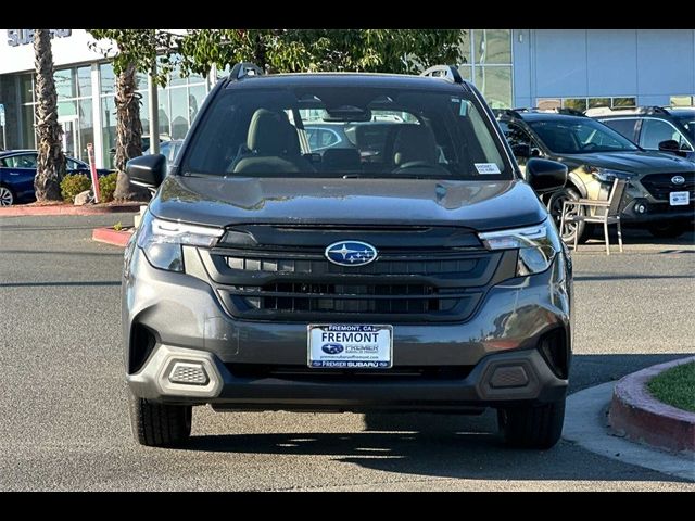 2025 Subaru Forester Base