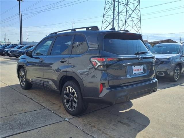 2025 Subaru Forester Base