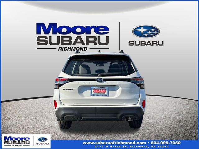 2025 Subaru Forester Base