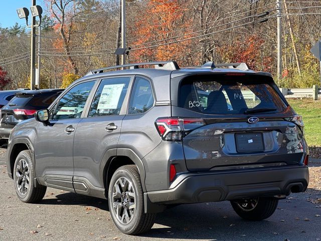 2025 Subaru Forester Base