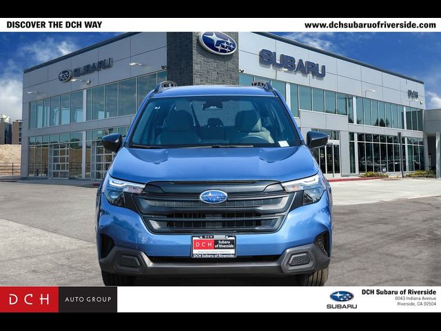 2025 Subaru Forester Base