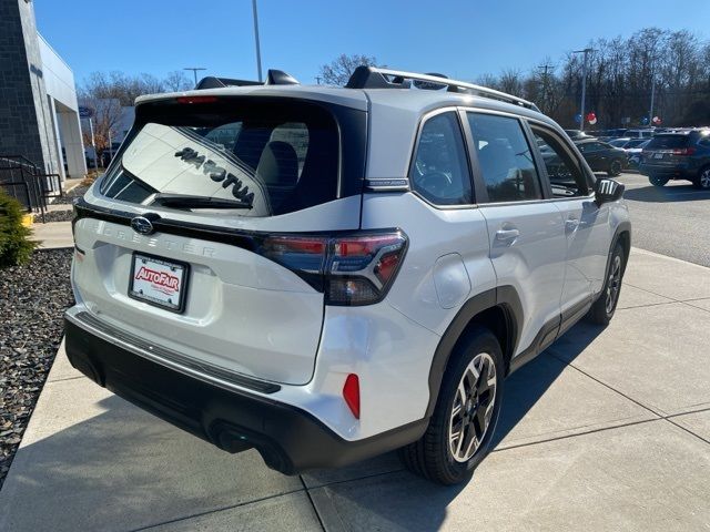 2025 Subaru Forester Base