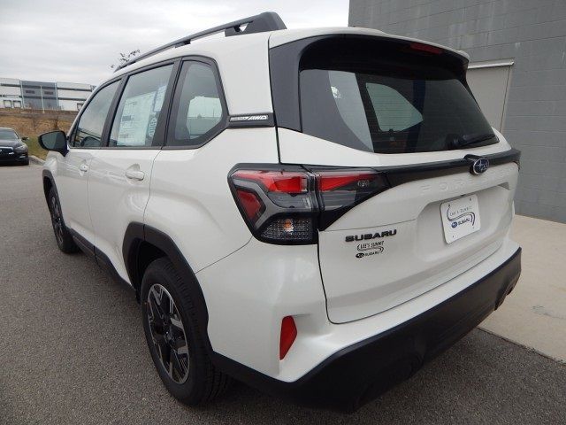 2025 Subaru Forester Base