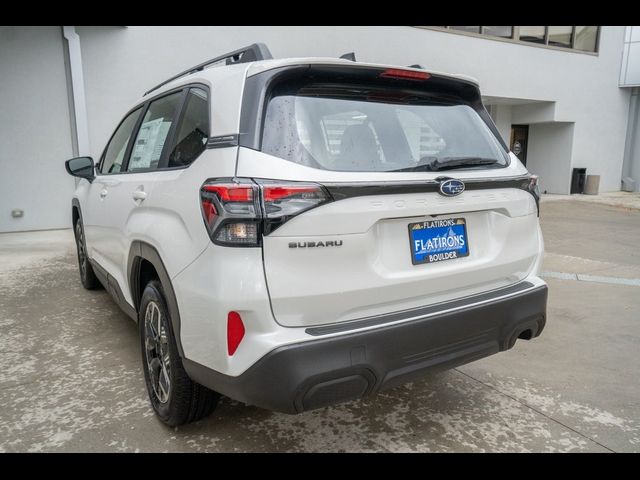 2025 Subaru Forester Base