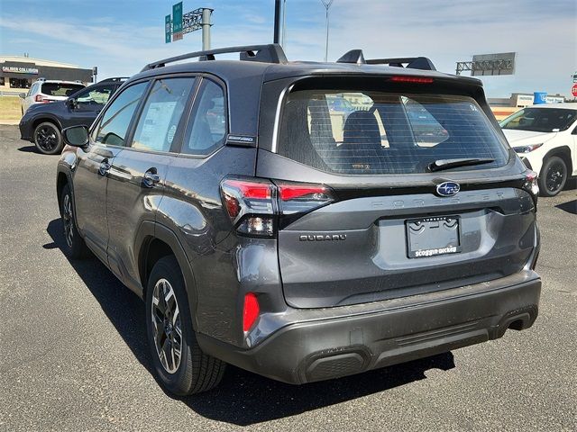 2025 Subaru Forester Base