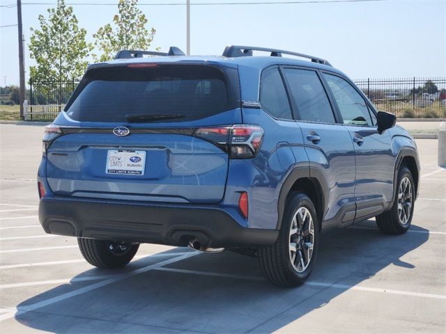 2025 Subaru Forester Base