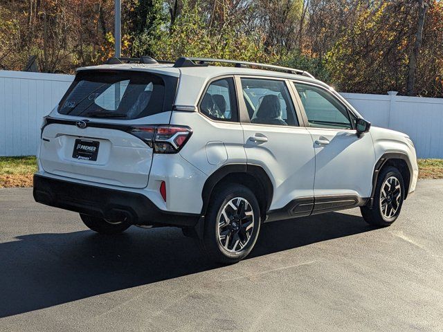 2025 Subaru Forester Base