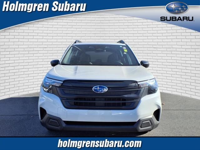 2025 Subaru Forester Base