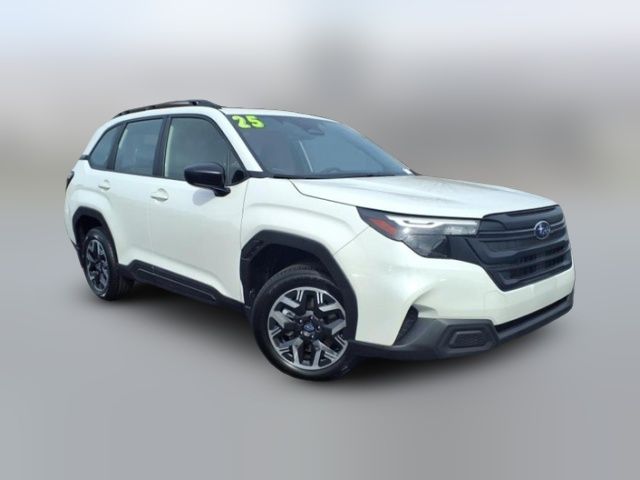2025 Subaru Forester Base