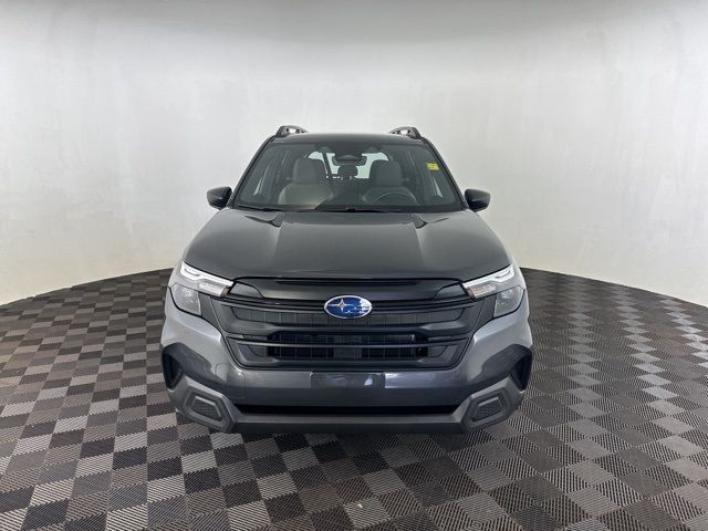 2025 Subaru Forester Base