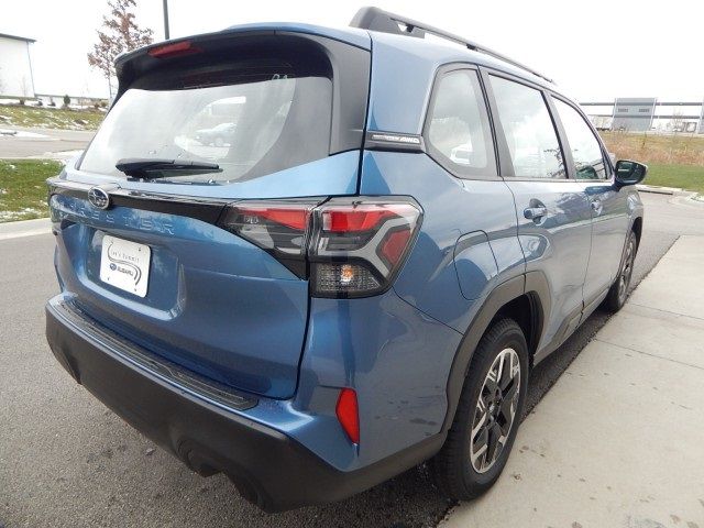 2025 Subaru Forester Base