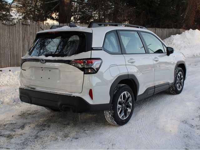 2025 Subaru Forester Base