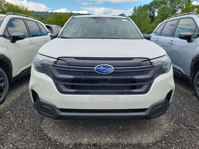 2025 Subaru Forester Base