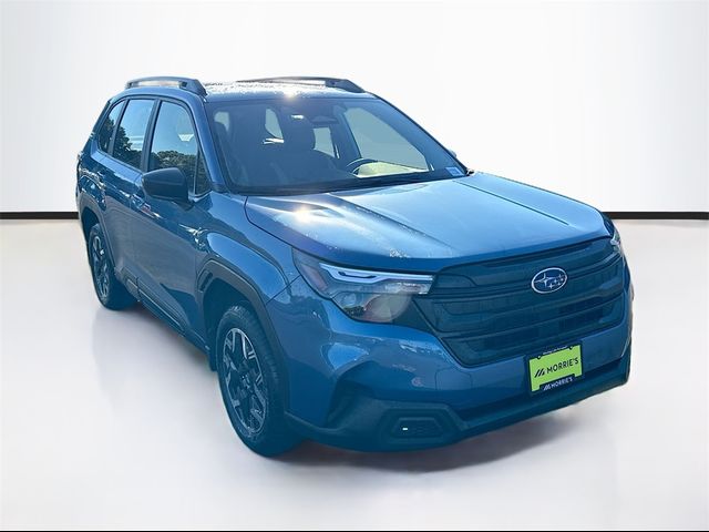 2025 Subaru Forester Base