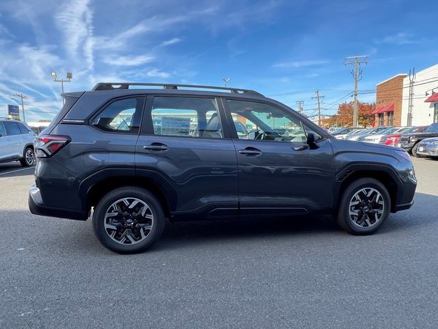 2025 Subaru Forester Base