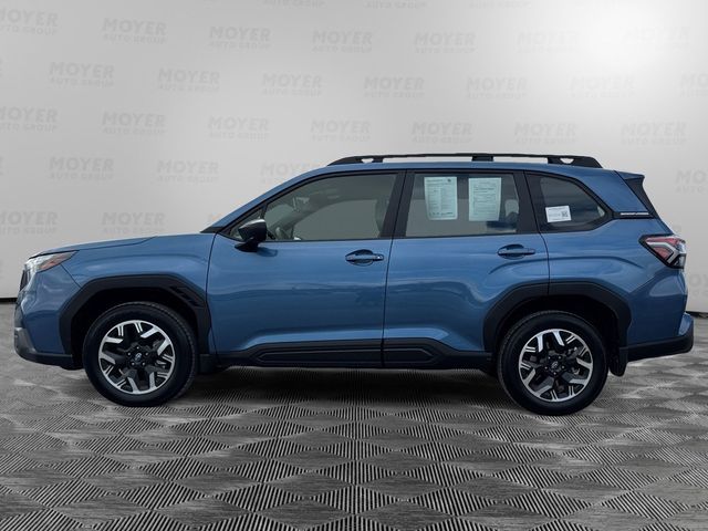 2025 Subaru Forester Base