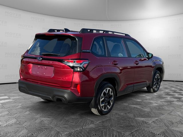 2025 Subaru Forester Base