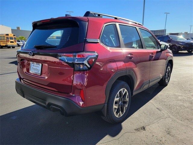 2025 Subaru Forester Base