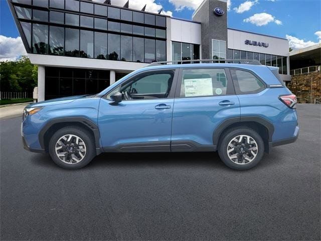 2025 Subaru Forester Base