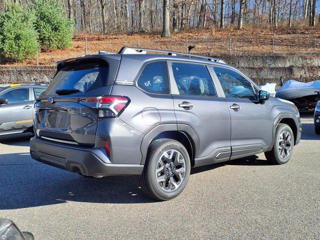 2025 Subaru Forester Base