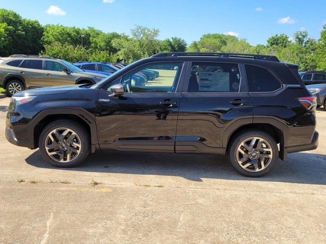 2025 Subaru Forester Premium Hybrid