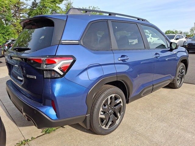 2025 Subaru Forester Limited Hybrid