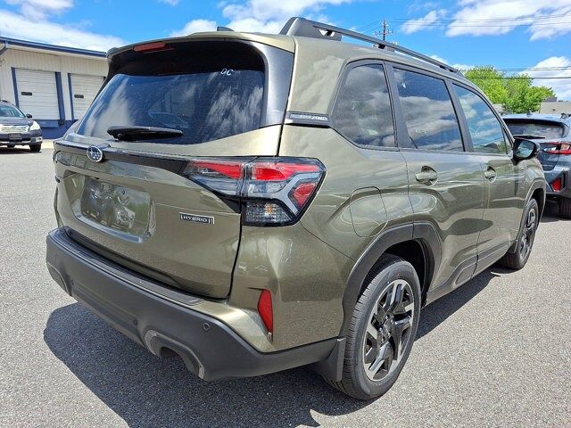 2025 Subaru Forester Limited Hybrid