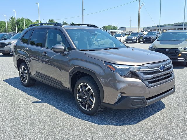 2025 Subaru Forester Premium Hybrid