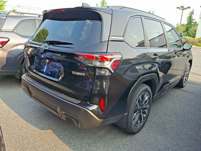 2025 Subaru Forester Touring Hybrid