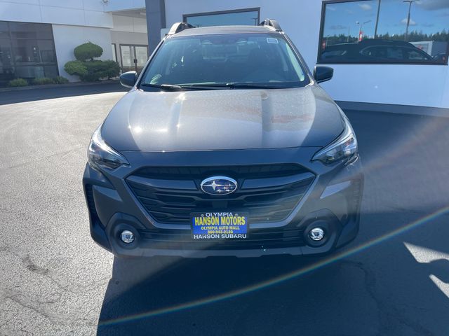 2025 Subaru Outback Base