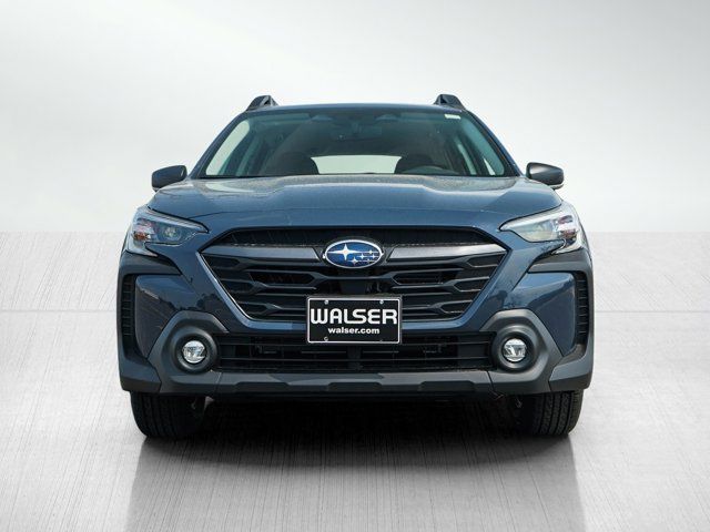 2025 Subaru Outback Base