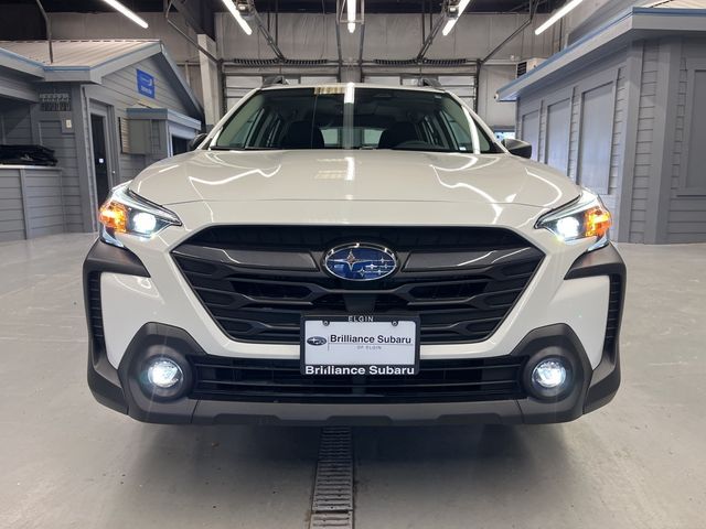 2025 Subaru Outback Base