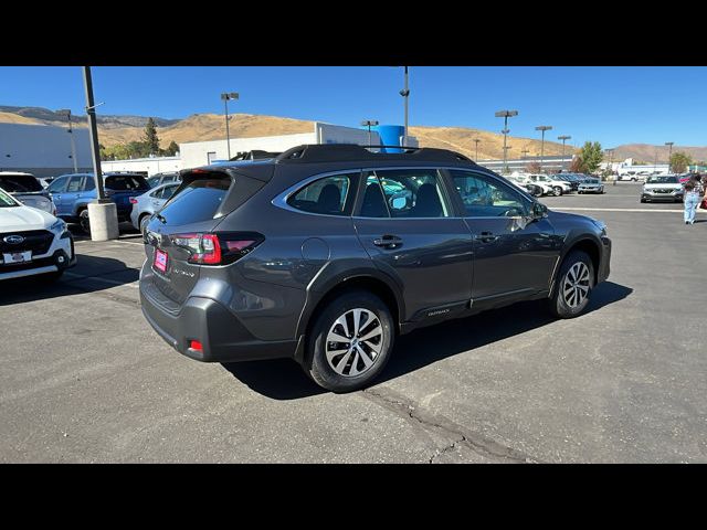 2025 Subaru Outback Base