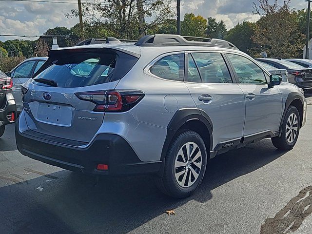 2025 Subaru Outback Base