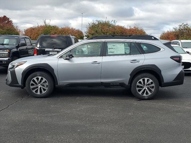 2025 Subaru Outback Base