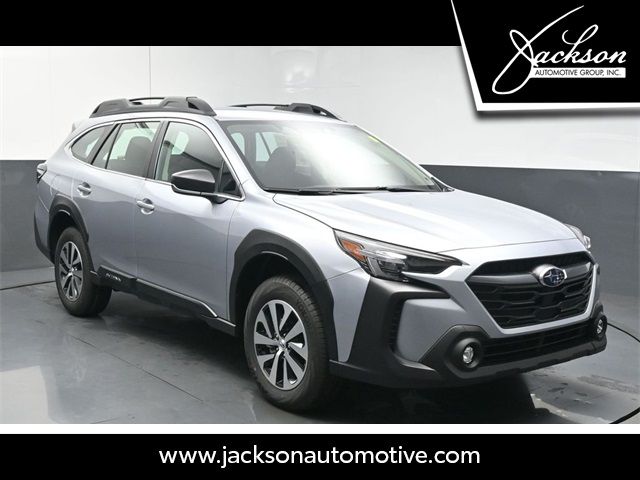 2025 Subaru Outback Base