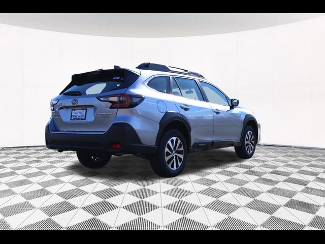 2025 Subaru Outback Base