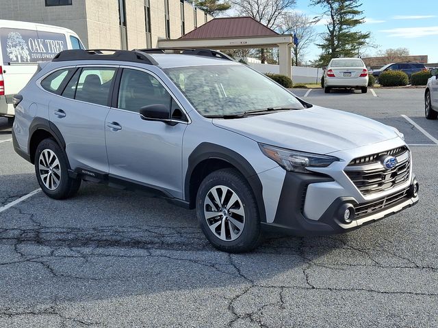 2025 Subaru Outback Base