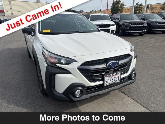 2025 Subaru Outback Base