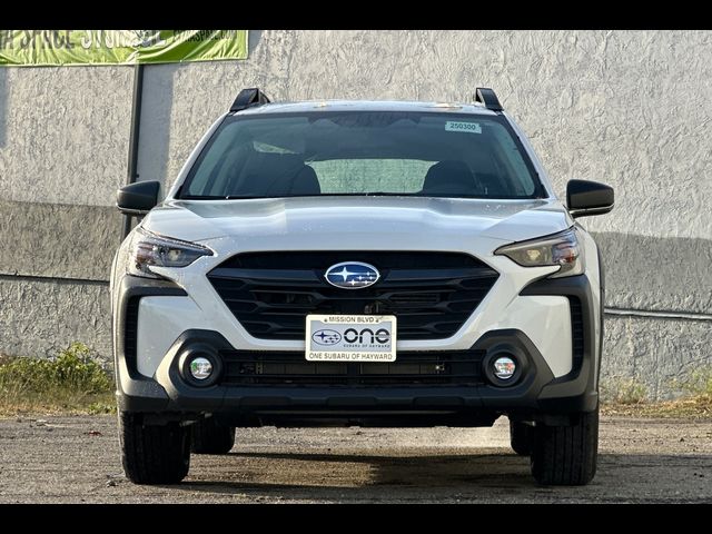 2025 Subaru Outback Base